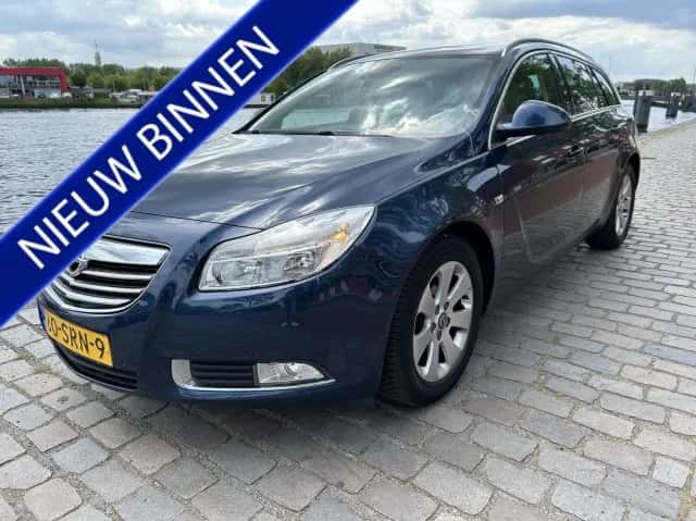 Opel Insignia (2011) — foto 1