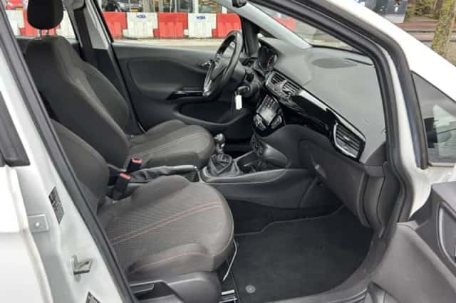 Opel Corsa (2018) thumbnail 3