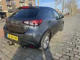 Mazda 2 (2018) thumbnail 2