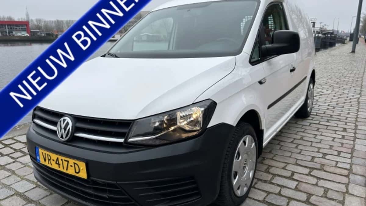 Volkswagen Caddy (2015) — foto 1