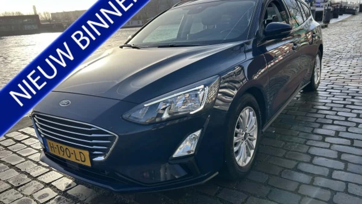 Ford Focus (2020) — foto 1