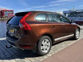 Volvo XC60 thumbnail 2