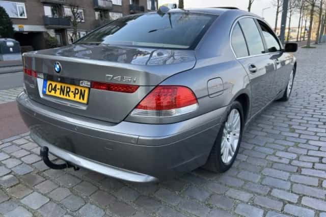 BMW 7-Serie (2004) thumbnail 2