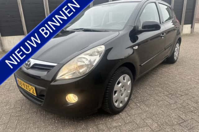 Hyundai i20 (2010) thumbnail 1
