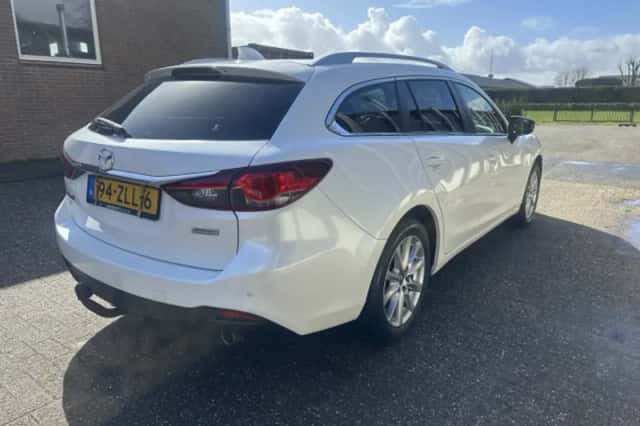 Mazda 6 (2012) thumbnail 2