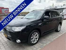 Mitsubishi Outlander (2014)