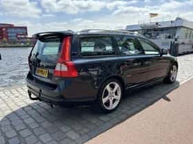 Volvo V70 (2011) thumbnail 2