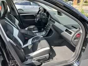 Volvo V70 (2011) thumbnail 3