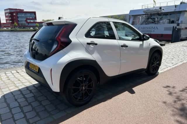 Toyota Aygo X (2023) thumbnail 2