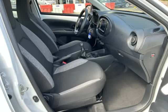 Toyota Aygo X (2023) thumbnail 3