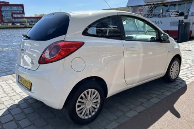 Ford Ka (2013) thumbnail 2