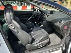Peugeot 308 (2010) thumbnail 3