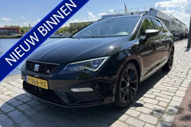 SEAT Leon (2020) thumbnail 1
