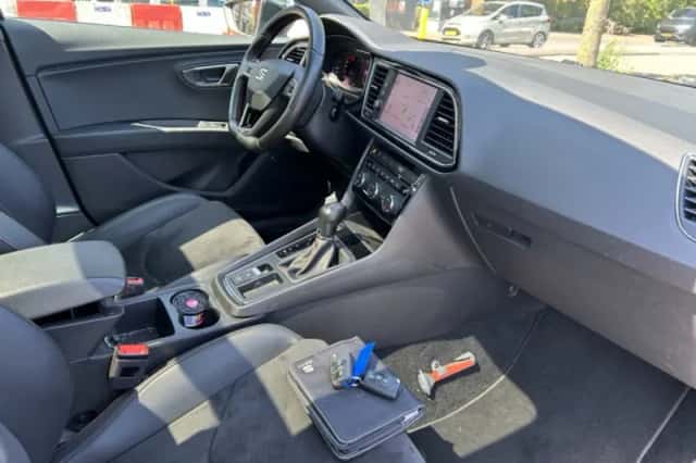 SEAT Leon (2020) thumbnail 3
