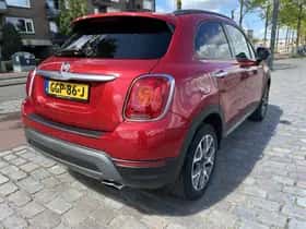 Fiat 500X (2018) thumbnail 2