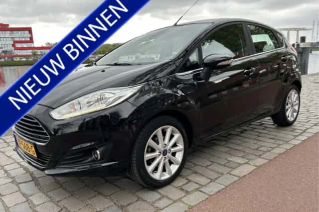 Ford Fiesta (2016) thumbnail 1