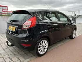 Ford Fiesta (2016) thumbnail 2