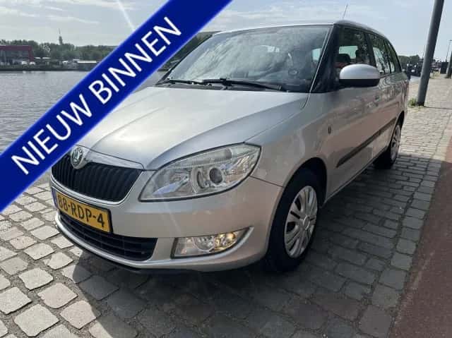 Škoda Fabia (2011) — foto 1