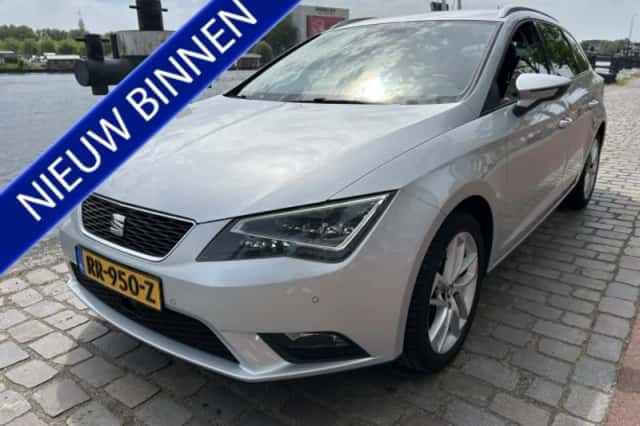 SEAT Leon (2017) thumbnail 1