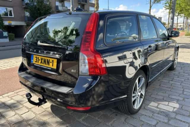 Volvo V50 (2012) thumbnail 2