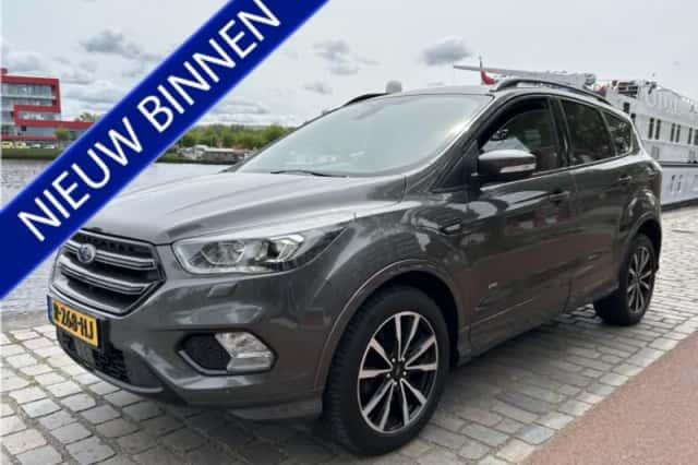 Ford Kuga (2019) thumbnail 1