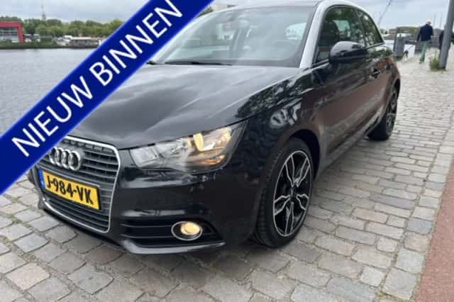Audi A1 (2011) thumbnail 1