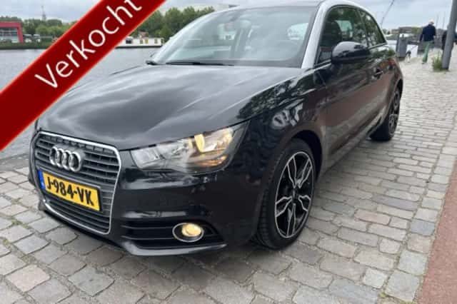 Audi A1 (2011) thumbnail 1