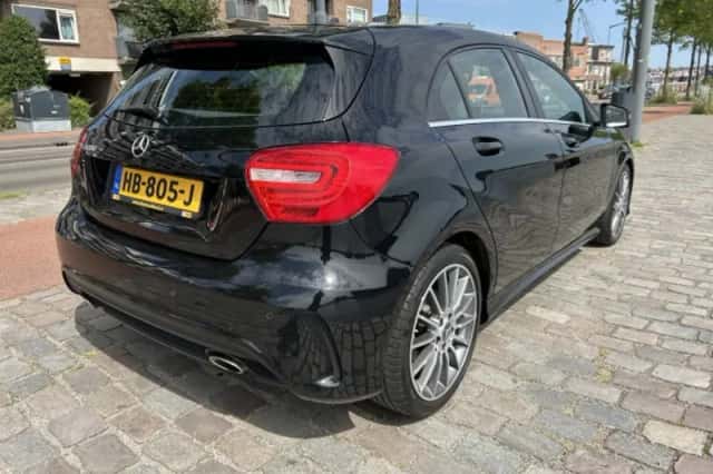 Mercedes-Benz A-Klasse (2015) thumbnail 2