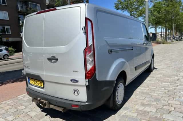 Ford Transit Custom (2013) thumbnail 2