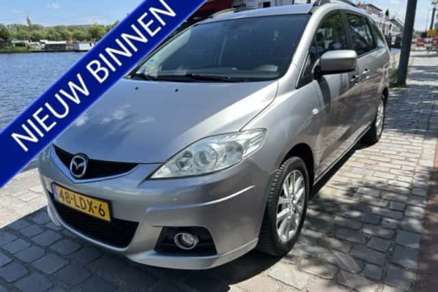 Mazda 5 (2010) thumbnail 1