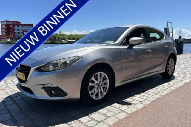 Mazda 3 (2014) thumbnail 1