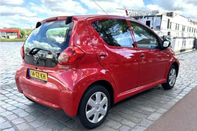 Toyota Aygo (2007) thumbnail 2