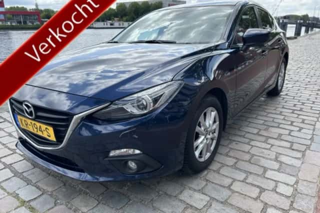 Mazda 3 (2014) thumbnail 1