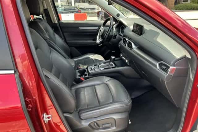 Mazda CX-5 (2017) thumbnail 3