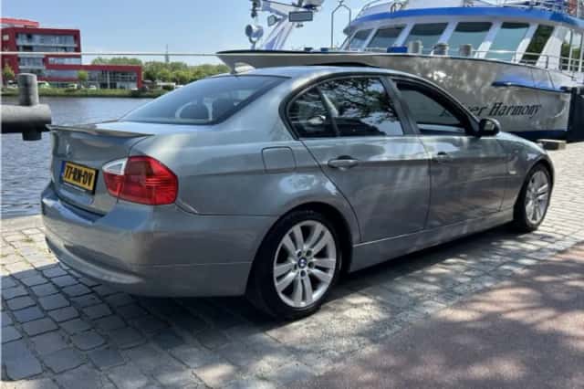 BMW 3-Serie (2005) thumbnail 2