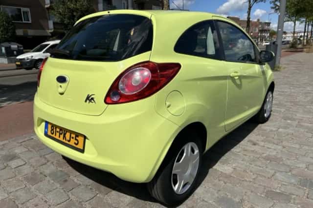 Ford Ka (2011) thumbnail 2