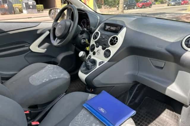 Ford Ka (2011) thumbnail 3