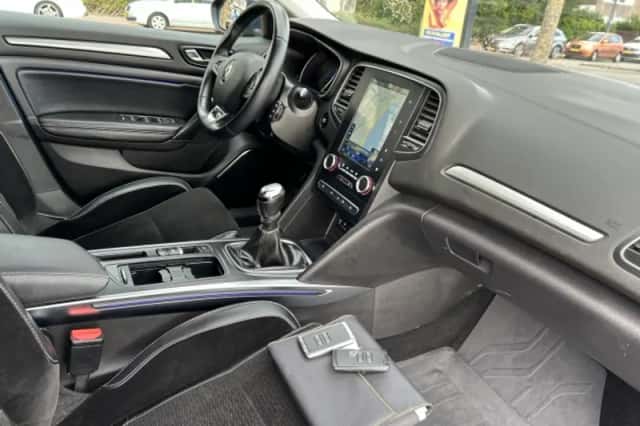 Renault Mégane (2017) thumbnail 3