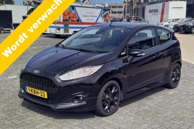 Ford Fiesta (2013) thumbnail 1