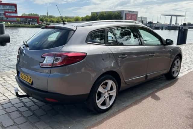 Renault Mégane (2012) thumbnail 2