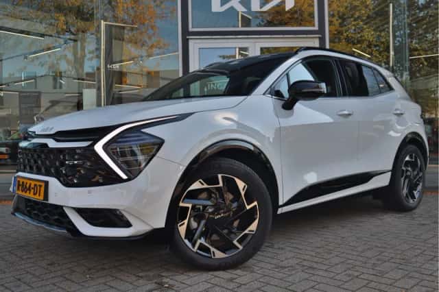 Kia Sportage (2022) thumbnail 2