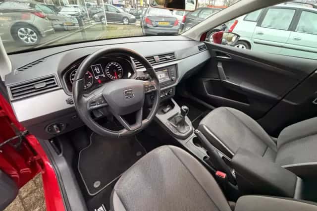 SEAT Ibiza (2017) thumbnail 5