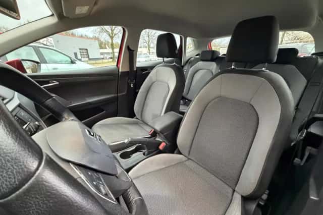 SEAT Ibiza (2017) thumbnail 6