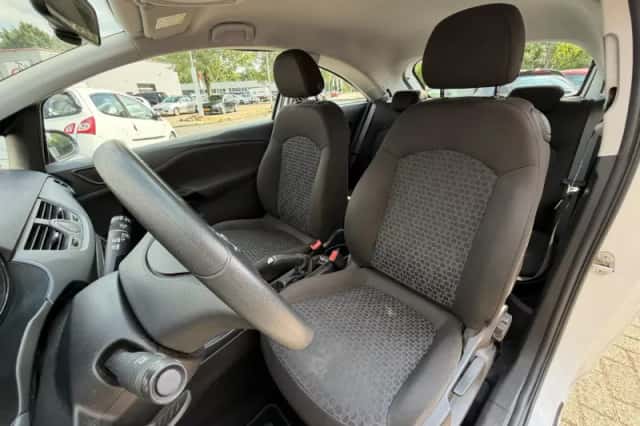 Opel Corsa (2016) thumbnail 5