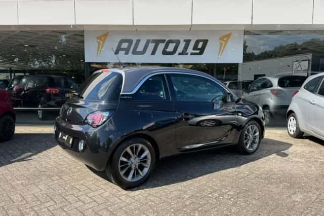 Opel Adam (2015) thumbnail 2