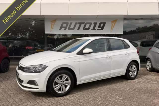 Volkswagen Polo (2019) thumbnail 1