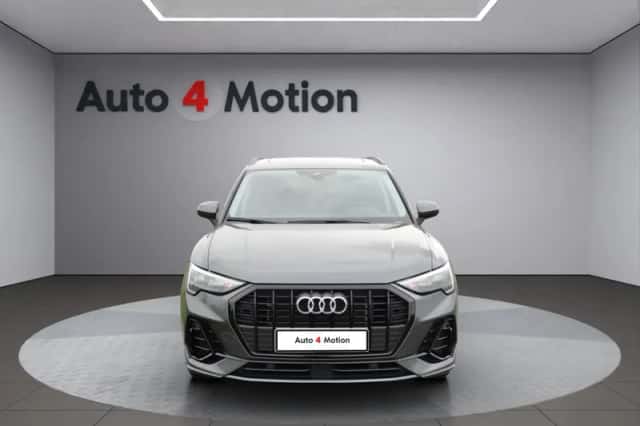 Audi Q3 (2023) thumbnail 2