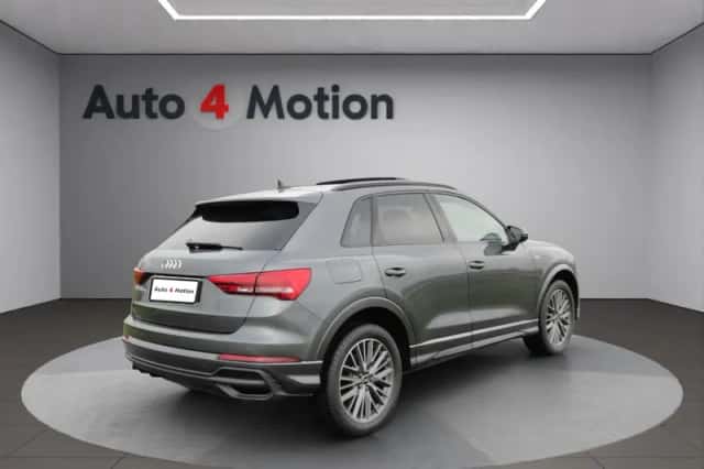 Audi Q3 (2023) thumbnail 5