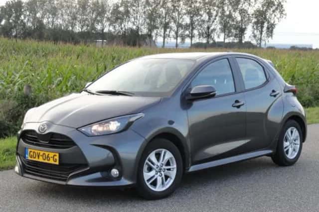 Mazda 2 Hybrid (2023) thumbnail 3