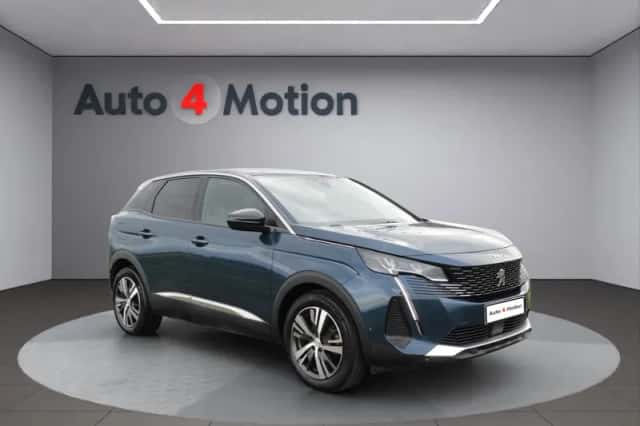 Peugeot 3008 (2022) thumbnail 3